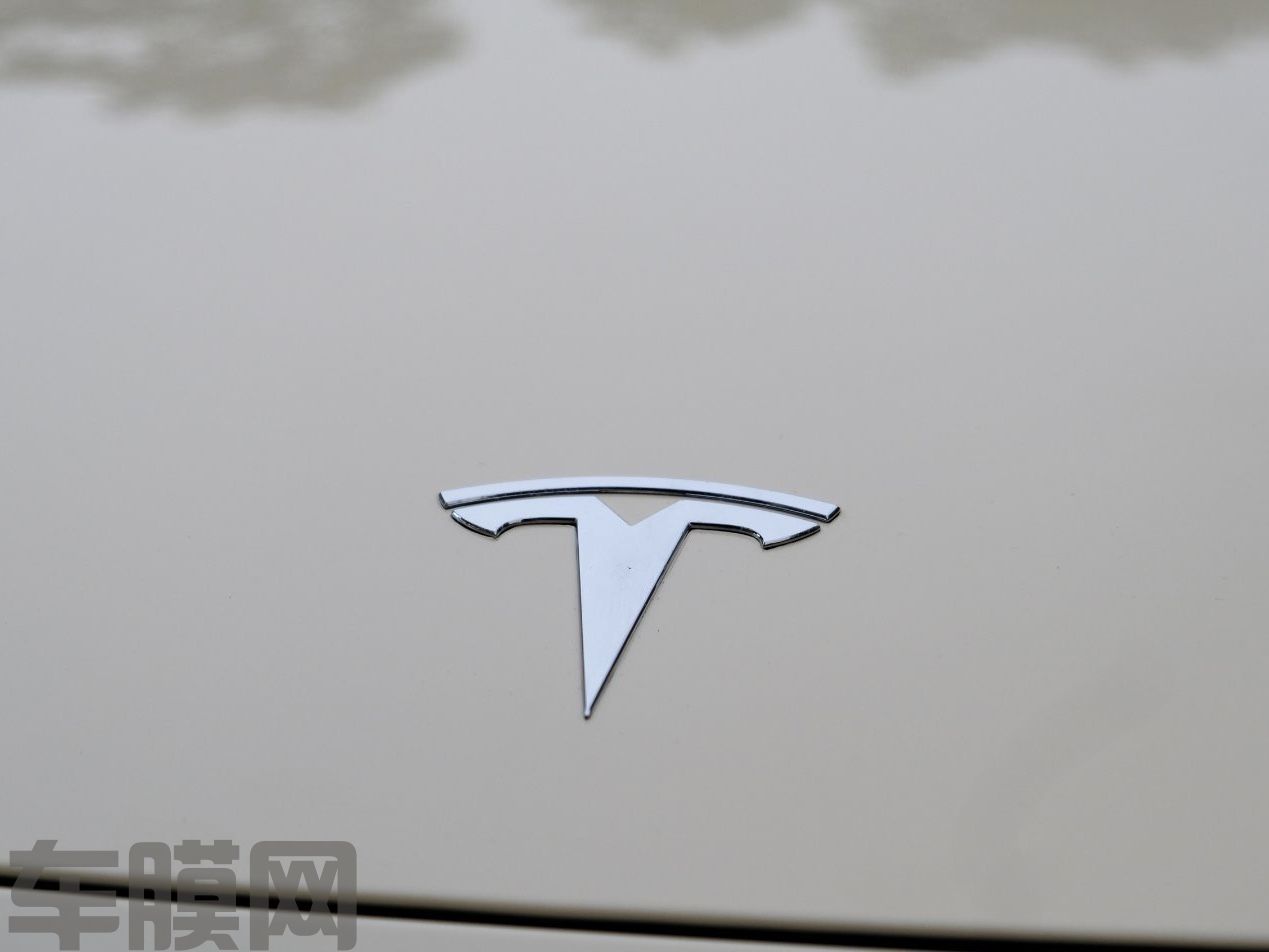 特斯拉Model3 卡其米兰改色膜 效果图