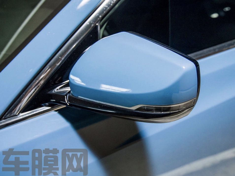 凯迪拉克CT6 瓷器蓝改色膜 效果图