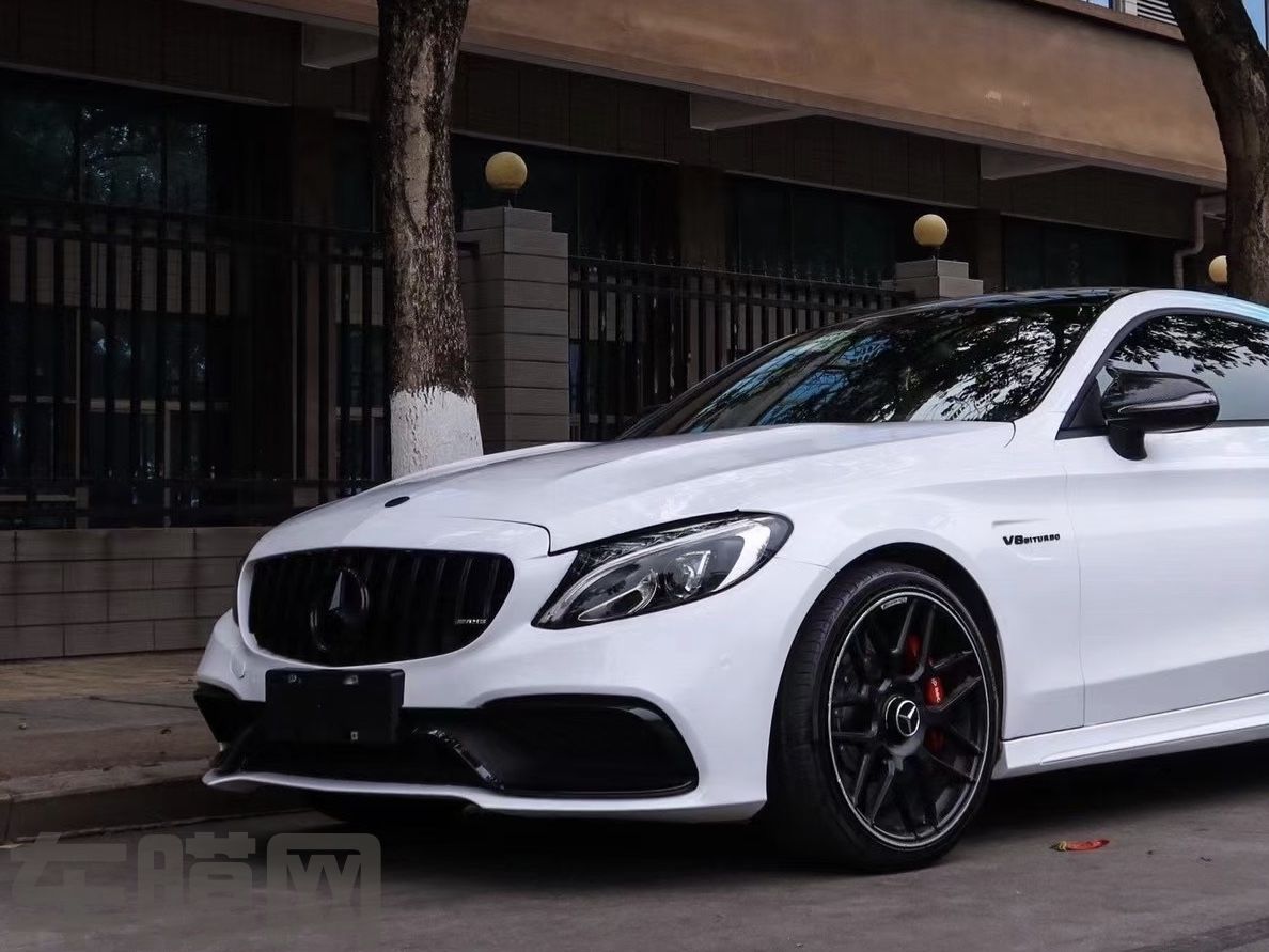 奔驰C级AMG 白蓝渐变改色膜 效果图