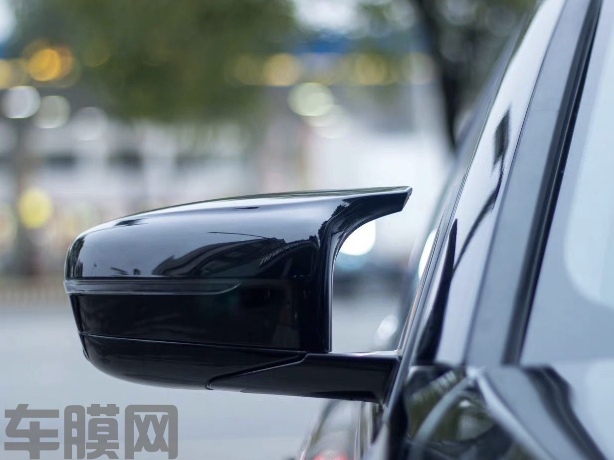 宝马3系 高亮黑改色膜 效果图