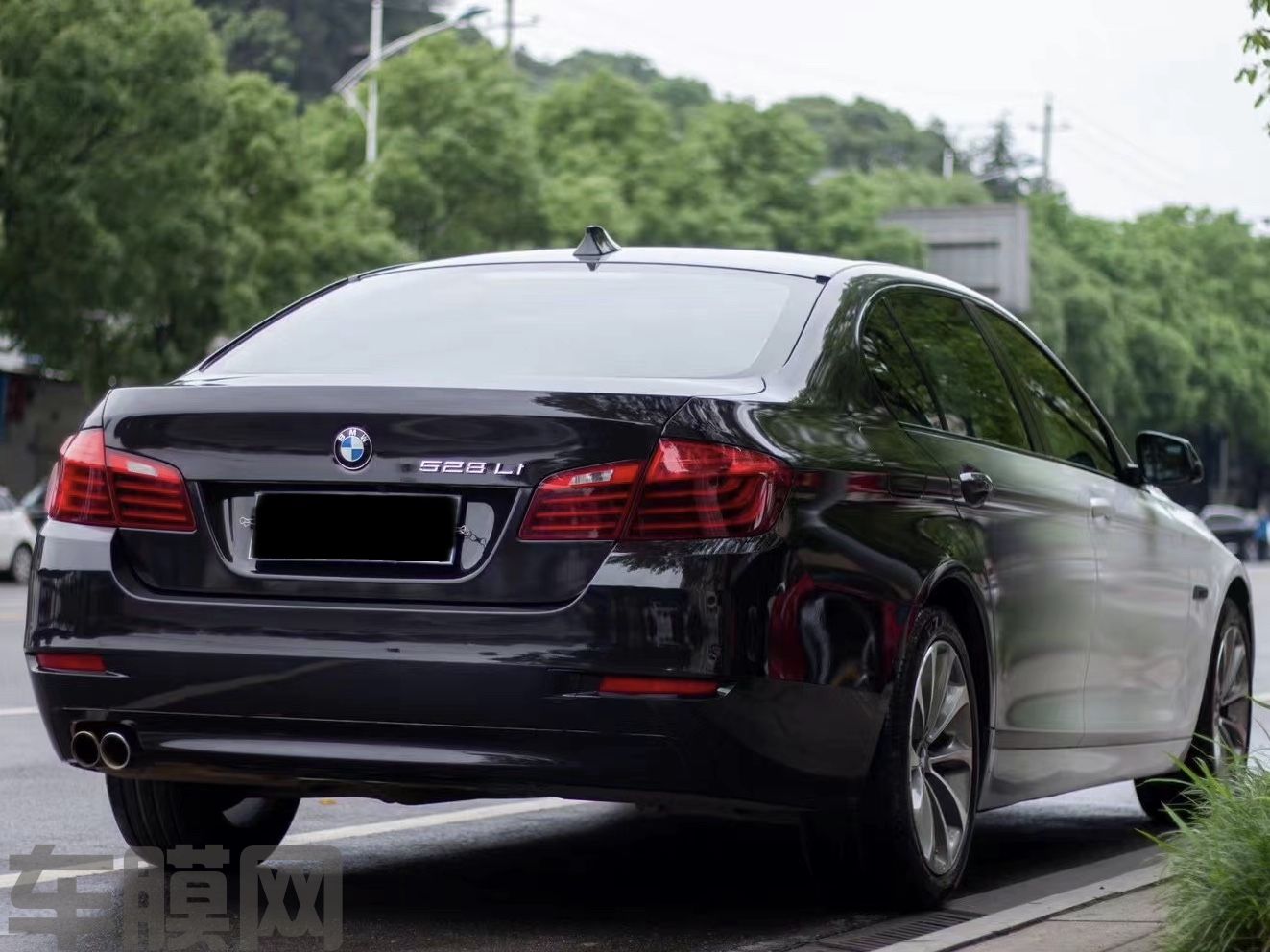 宝马528Li 黑白渐变改色膜 效果图