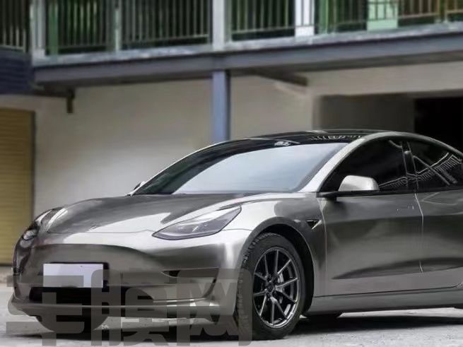 特斯拉Model3 液态金属银改色膜 效果图