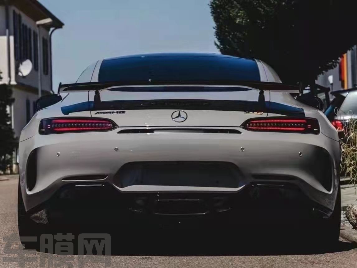 奔驰GTR 亚灰改色膜 效果图