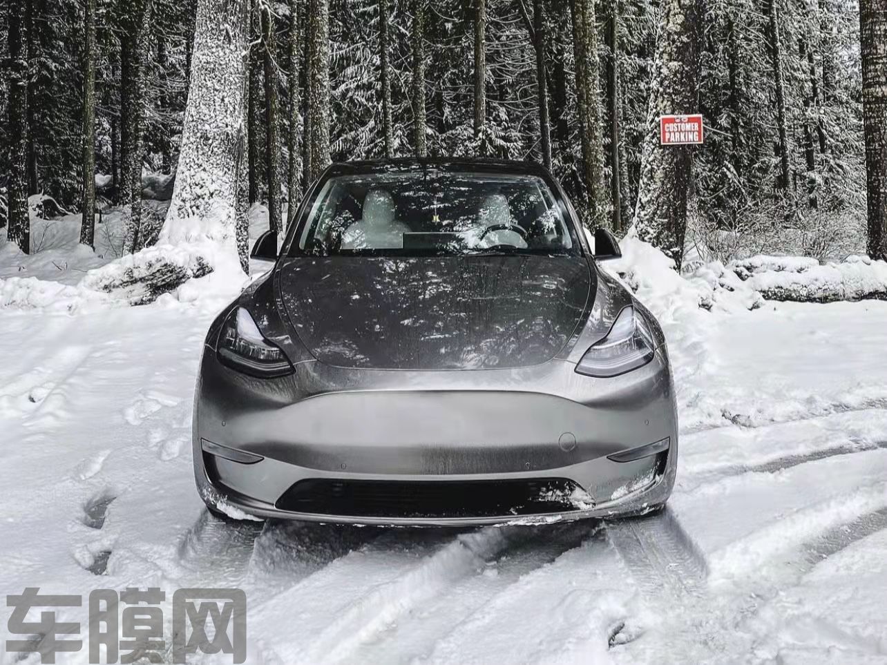 特斯拉Model Y 液态金属银改色膜 效果图
