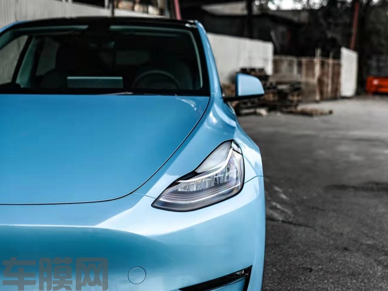 特斯拉Model Y 冰晶蓝改色膜 效果图