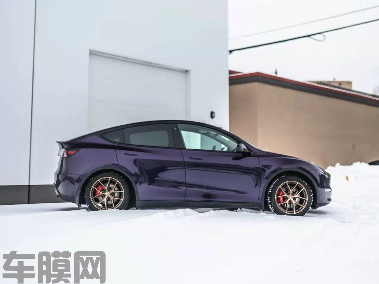 特斯拉Model Y 午夜紫改色膜 效果图