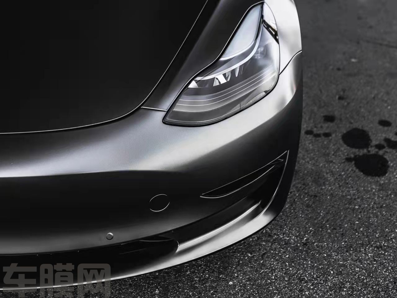 特斯拉Model 3 电光金属深空灰改色膜 效果图