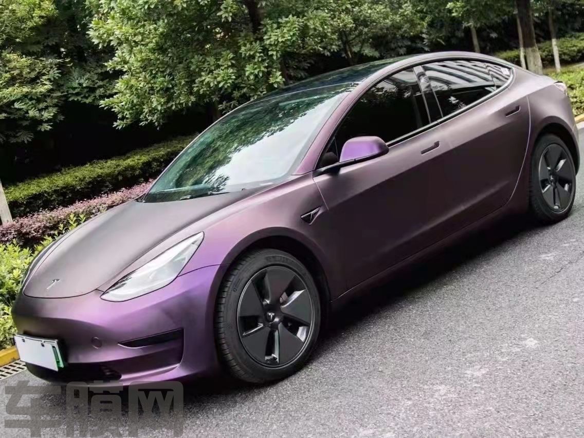 特斯拉Model Y 超哑黑比诺紫改色膜 效果图