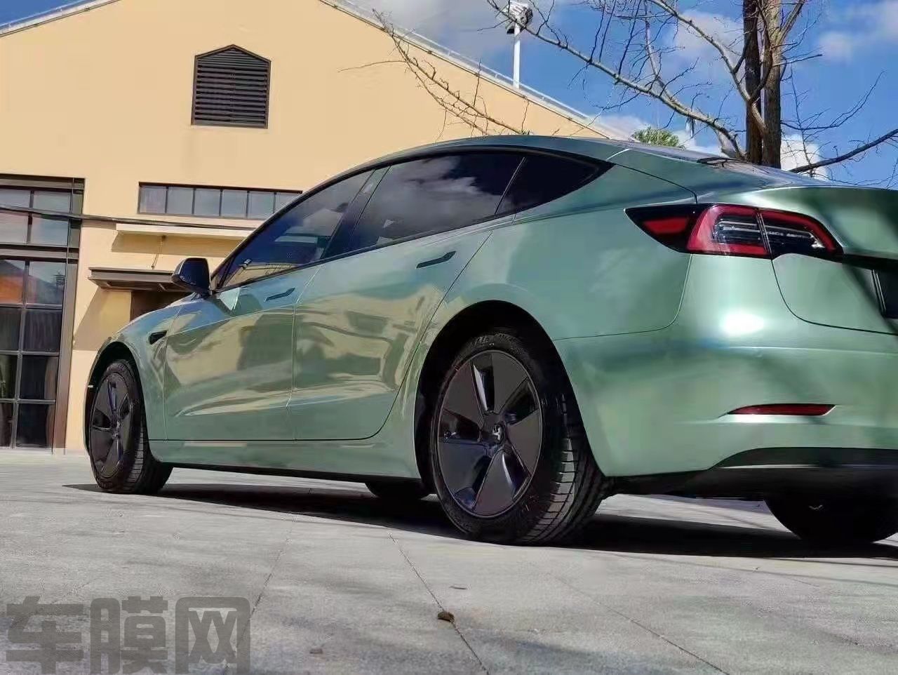 特斯拉 Model 3 弗兰西斯卡绿改色膜 效果图