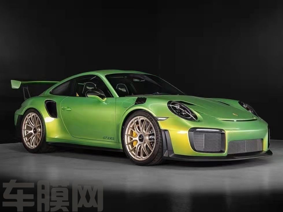 保时捷GT2 RS PET蟒蛇绿改色膜 效果图