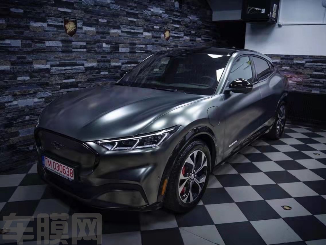 福特Mustang 液态金属银改色膜 效果图