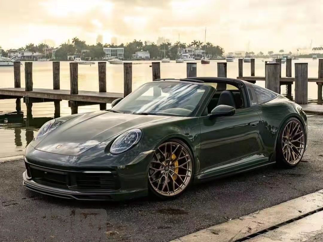 保时捷 922 TARGA 英伦绿改色膜 效果图