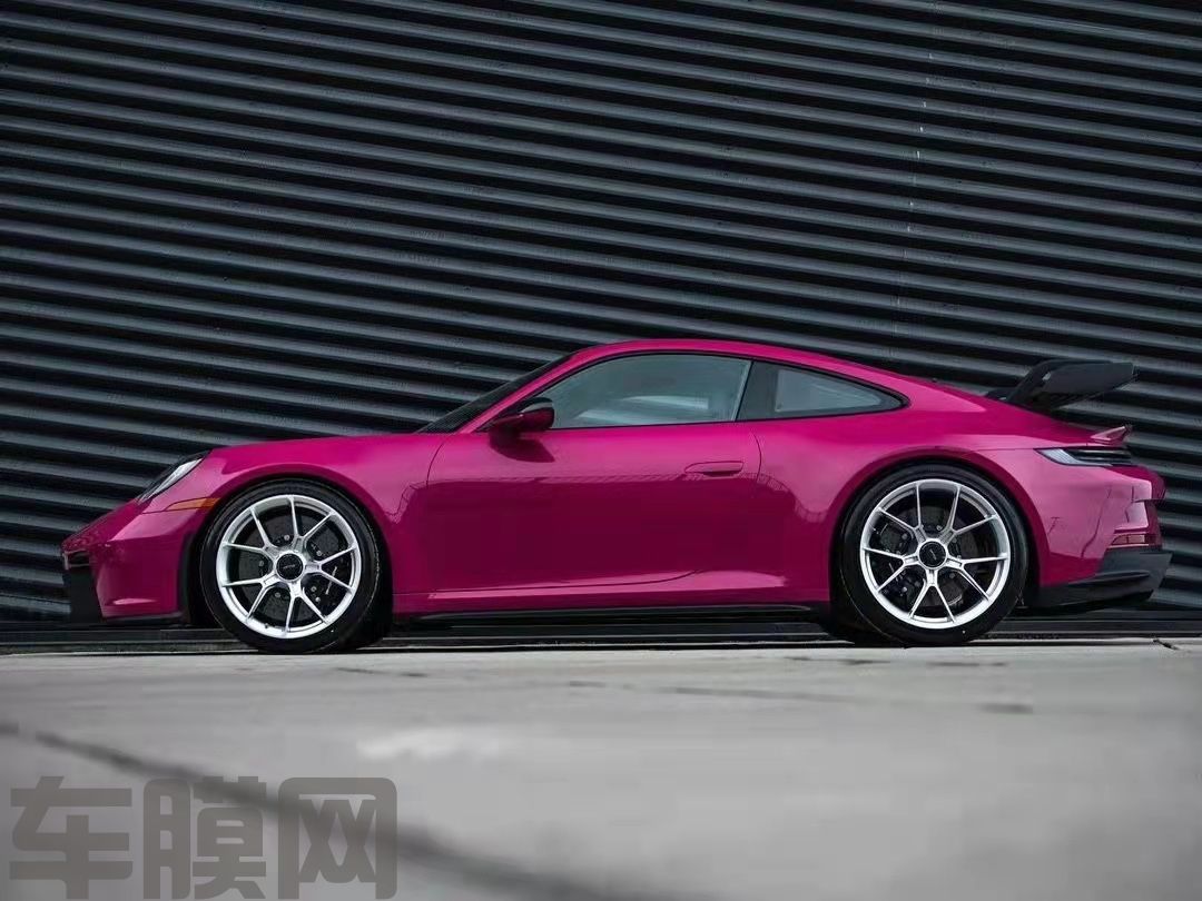 保时捷 922 GT3 星光宝石红改色膜 效果图