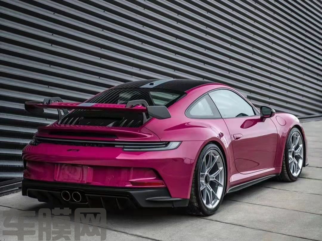 保时捷 922 GT3 星光宝石红改色膜 效果图