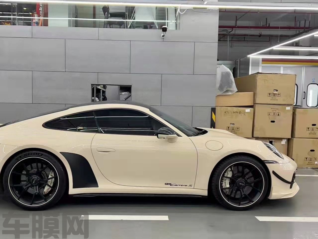 保时捷 GT3 象牙白改色膜 效果图