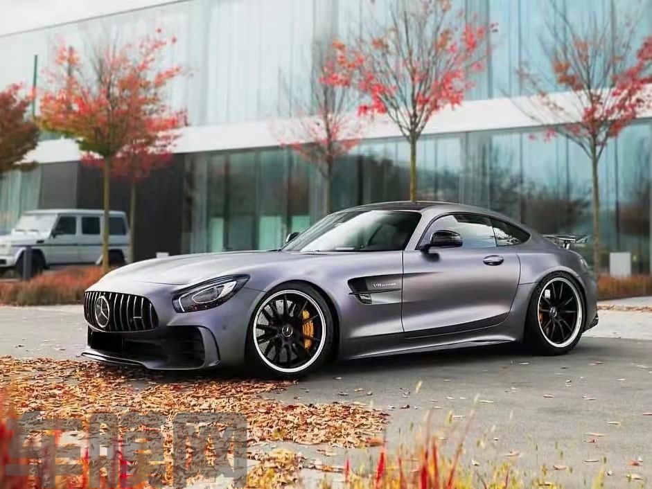 奔驰AMG GTR 卡普里灰紫改色膜 效果图