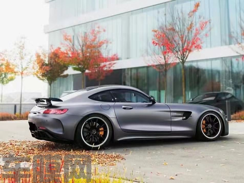 奔驰AMG GTR 卡普里灰紫改色膜 效果图
