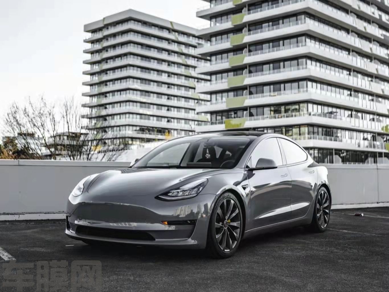 特斯拉Model 3 亮纳多灰改色膜 效果图