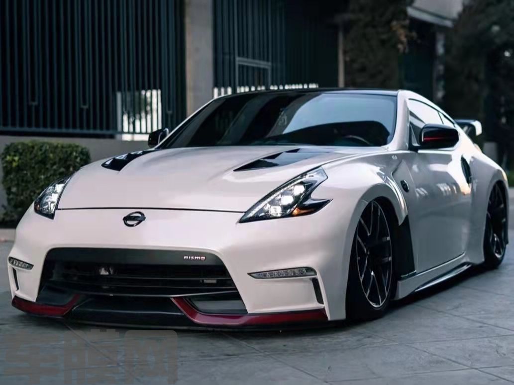 日产370Z 贝壳白改色膜 效果图