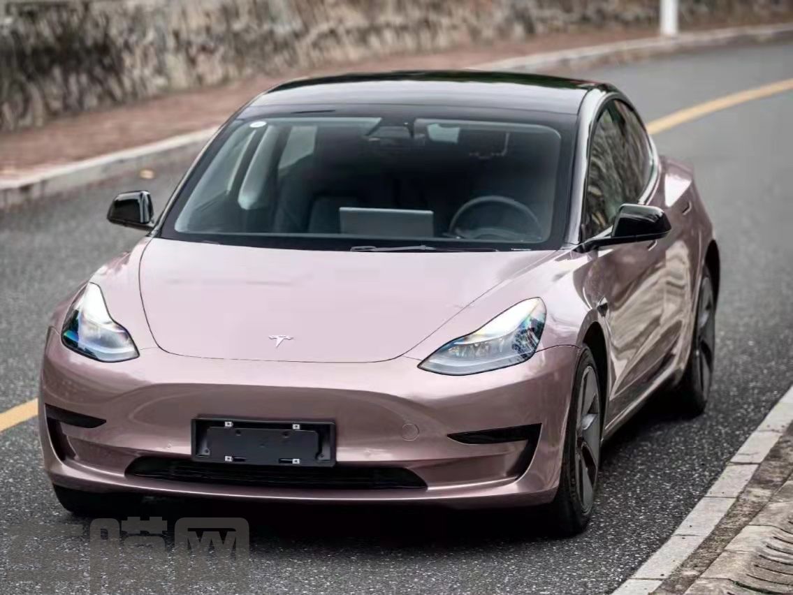 特斯拉Model3 冰莓粉改色膜 效果图
