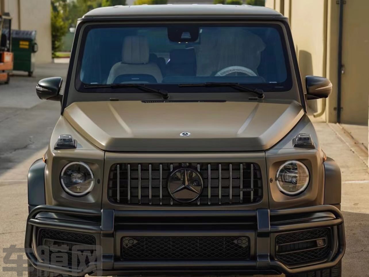 奔驰AMG G63 深橄榄绿改色膜 效果图