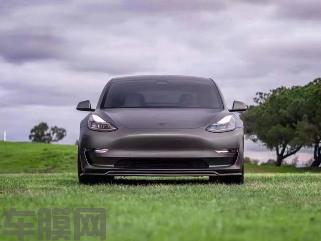 特斯拉Model 3 梦幻岩石灰改色膜 效果图