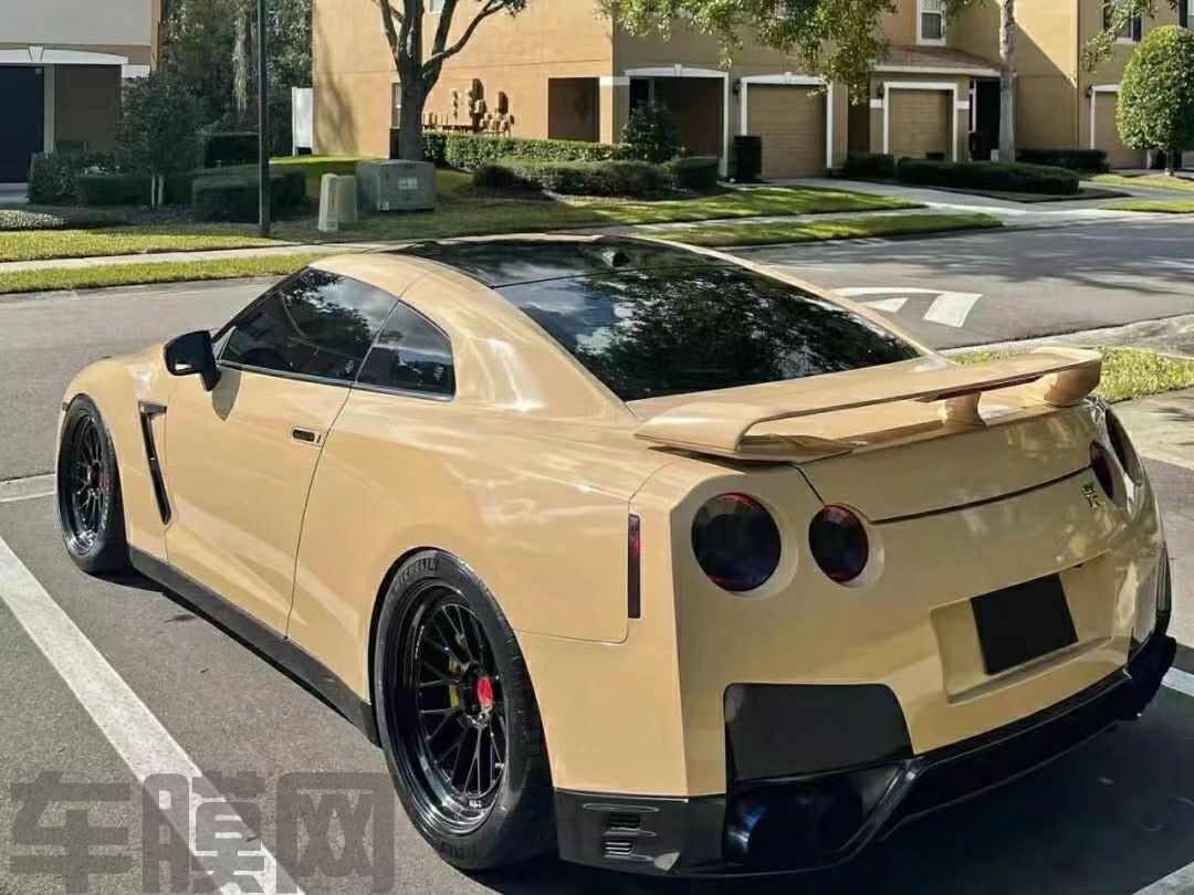日产GTR 沙漠风暴黄改色膜 效果图