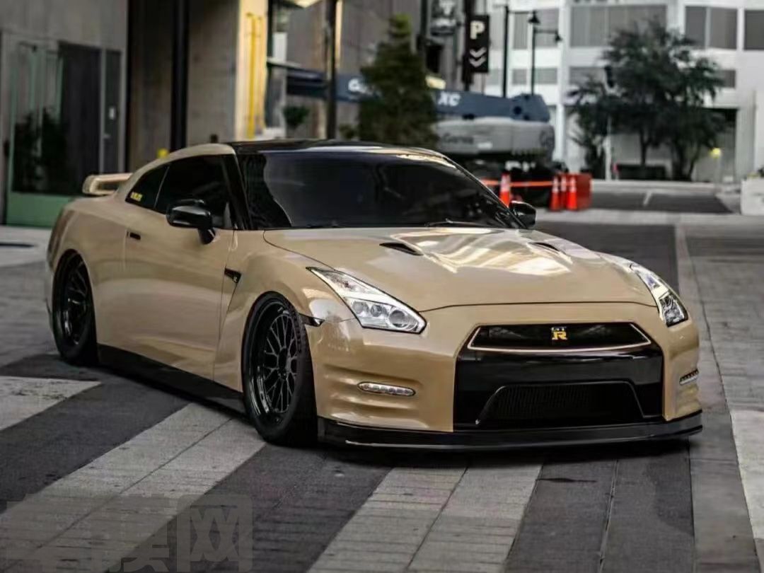 日产GTR 沙漠风暴黄改色膜 效果图