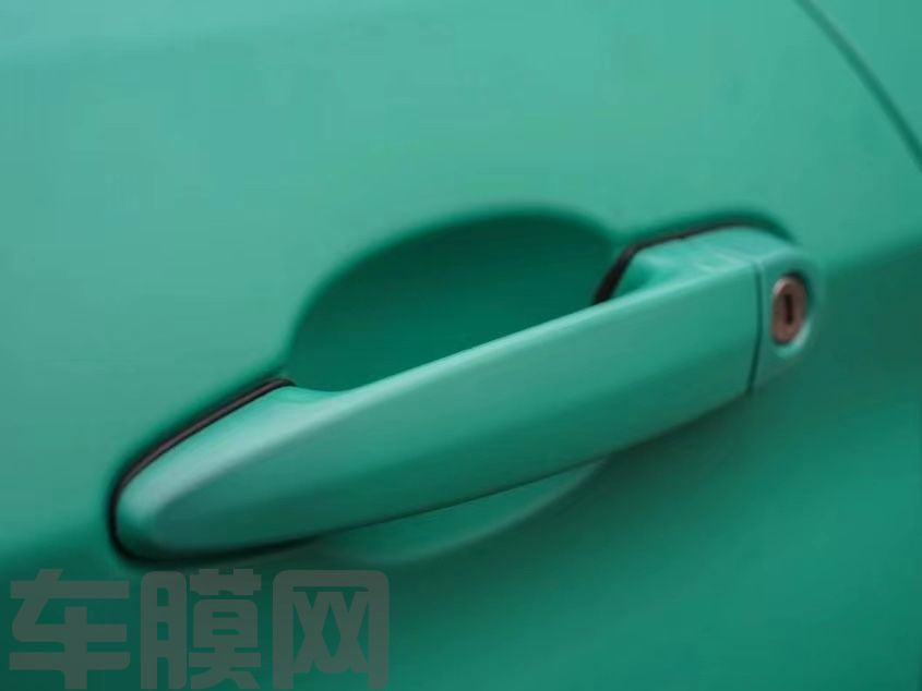 宝马M4 消光复古绿改色膜 效果图