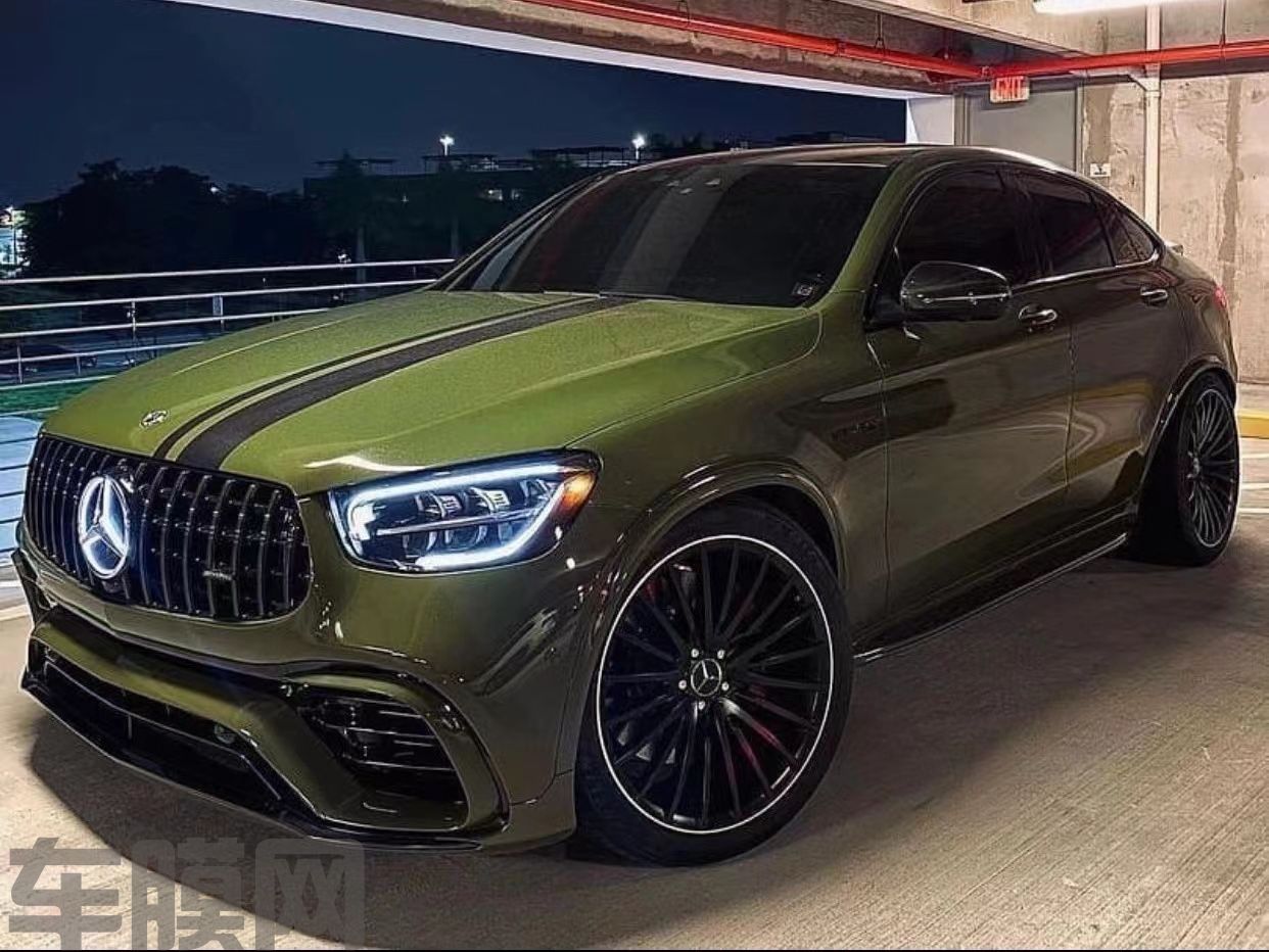 奔驰AMG GLC63s 战斗绿改色膜 效果图