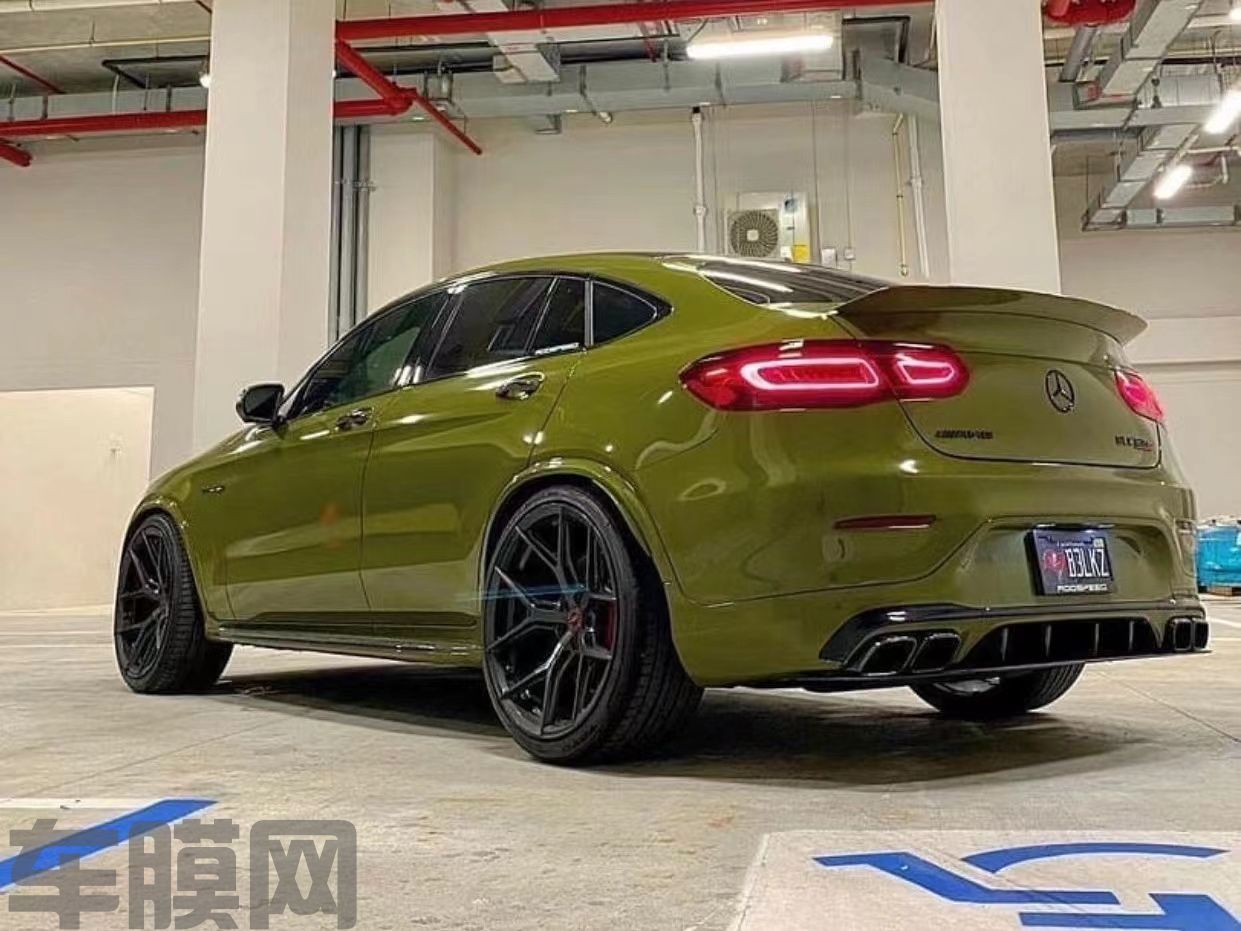 奔驰AMG GLC63s 战斗绿改色膜 效果图