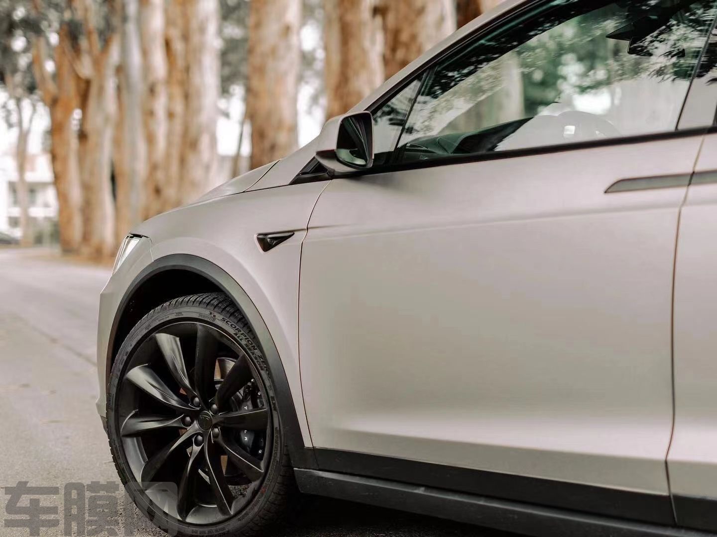 特斯拉Model X 消光铝水银改色膜 效果图