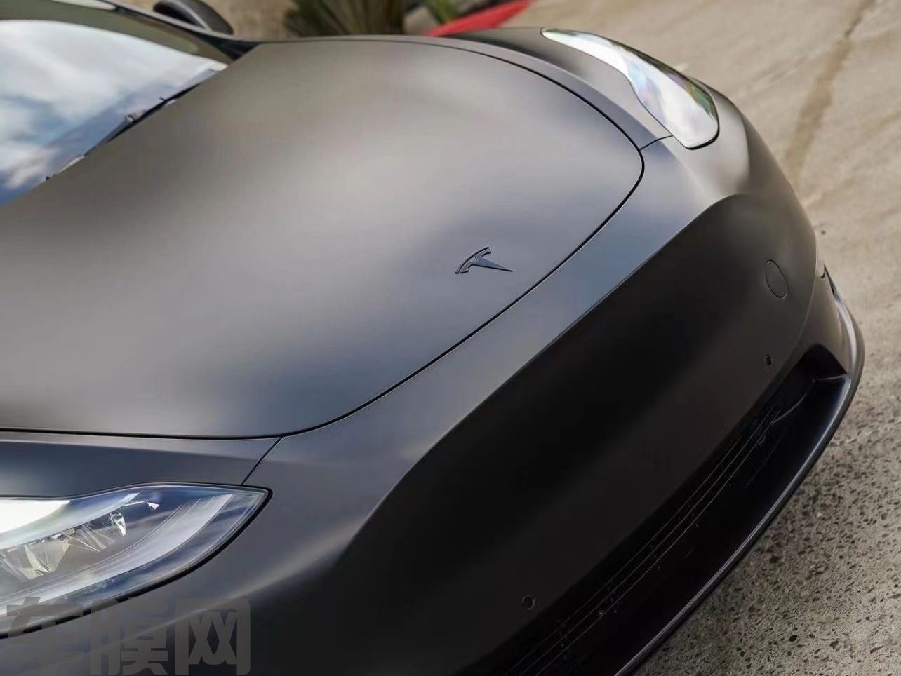 特斯拉Model Y 哑黑改色膜 效果图