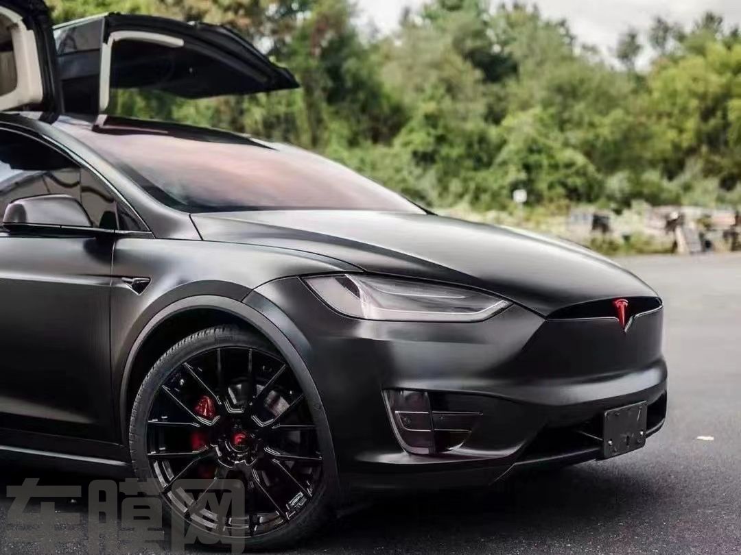 特斯拉Model X 陶瓷黑改色膜 效果图