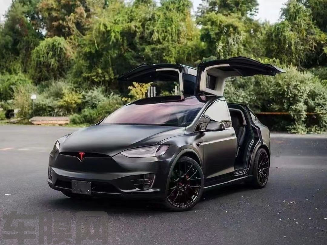 特斯拉Model X 陶瓷黑改色膜 效果图