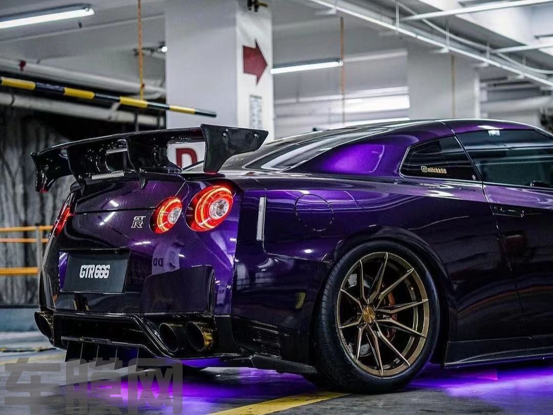 日产GT-R 金属午夜紫改色膜 效果图