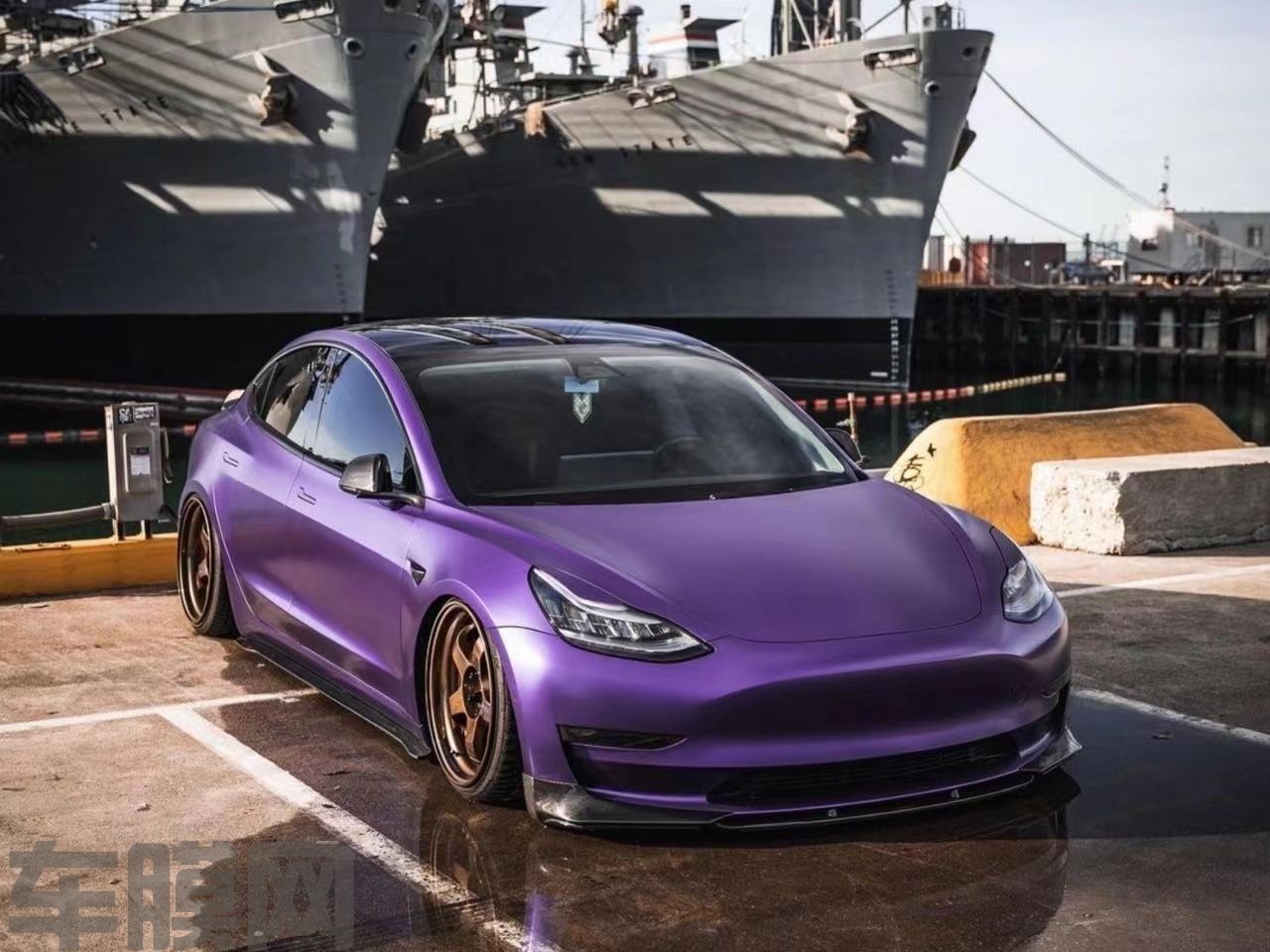 特斯拉Model 3 绸缎紫改色膜 效果图
