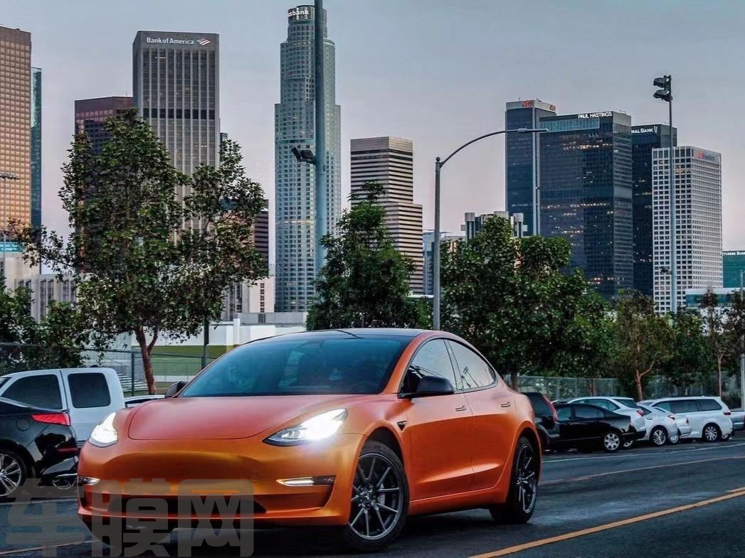 特斯拉Model 3 电光金属铜改色膜 效果图