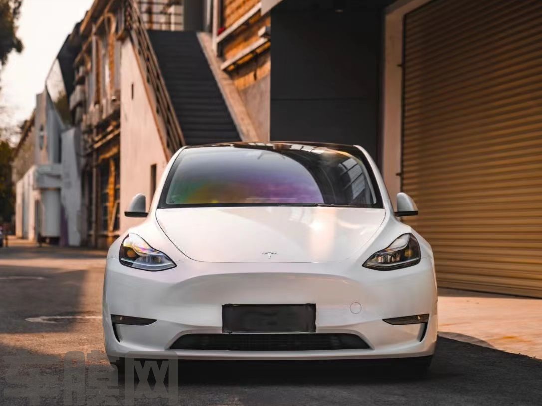 特斯拉Model 3 陶瓷白改色膜 效果图