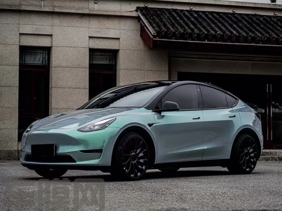 特斯拉Model Y 梦幻松石绿改色膜 效果图