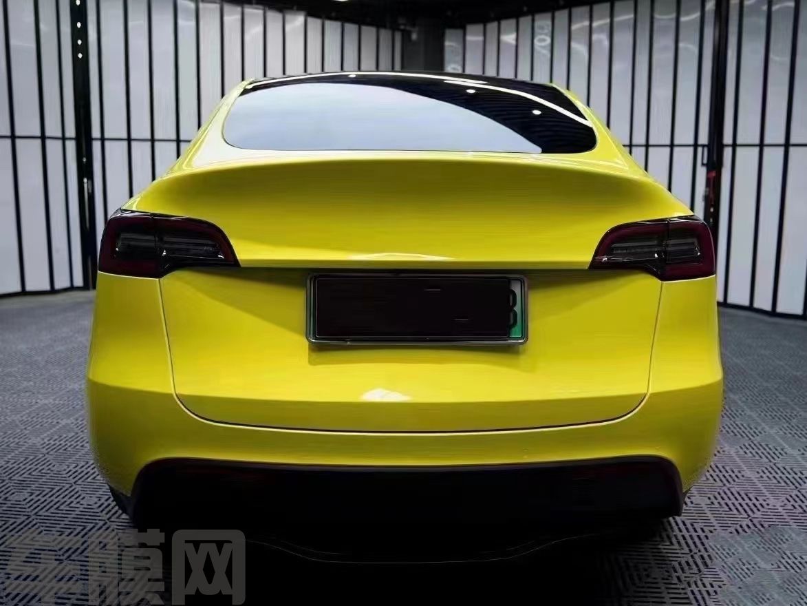 特斯拉 水晶柠檬黄改色膜 效果图