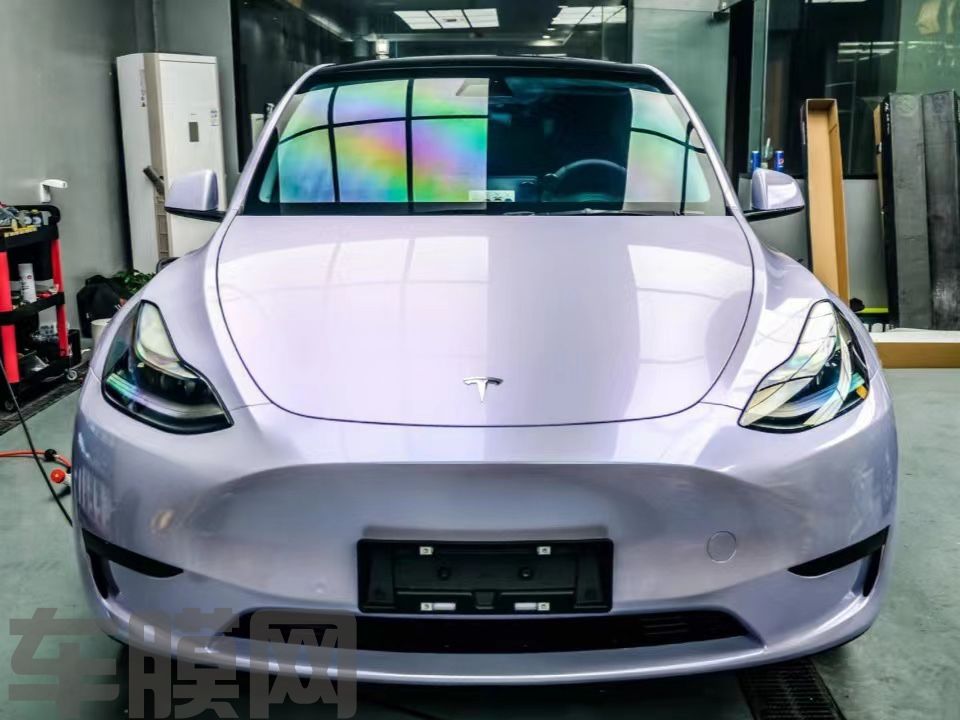 特斯拉Model Y 银幻紫改色膜 效果图