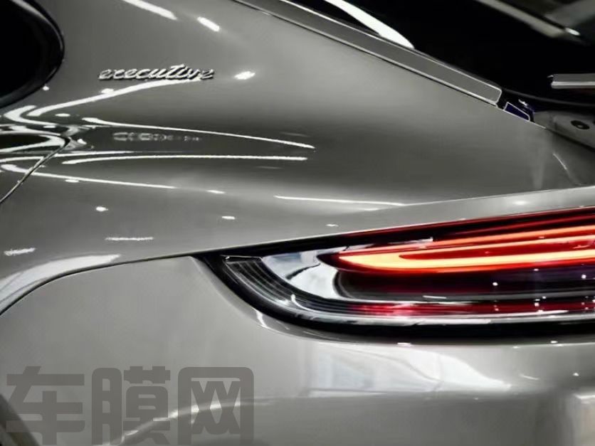 保时捷Panamera 液态金属银改色膜 效果图