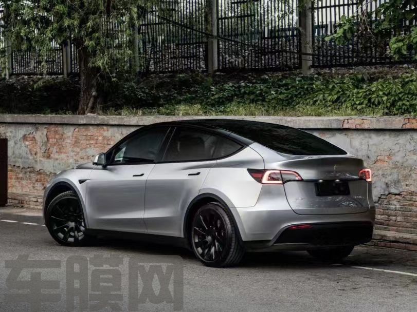 特斯拉Model Y GT银改色膜 效果图