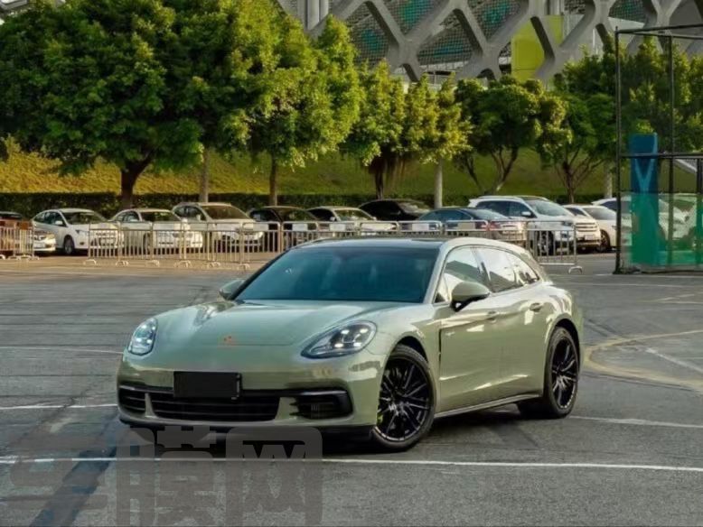 保时捷Panamera 水晶卡其绿改色膜 效果图