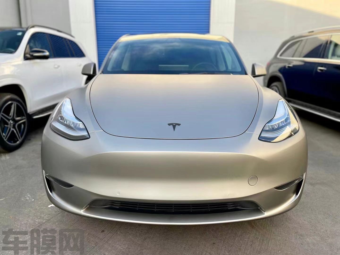 特斯拉Model Y 磨砂灰改色膜 效果图
