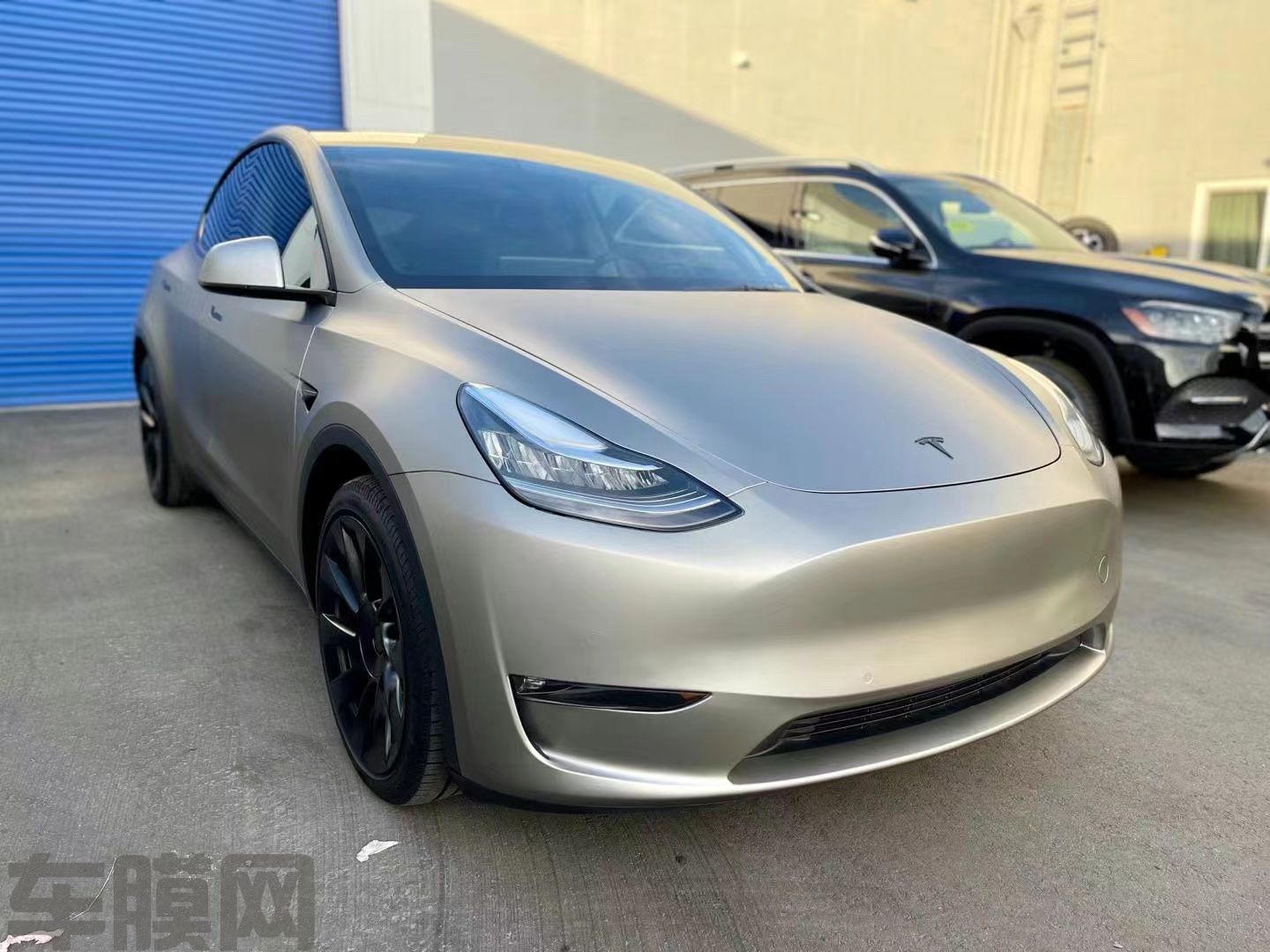 特斯拉Model Y 磨砂灰改色膜 效果图