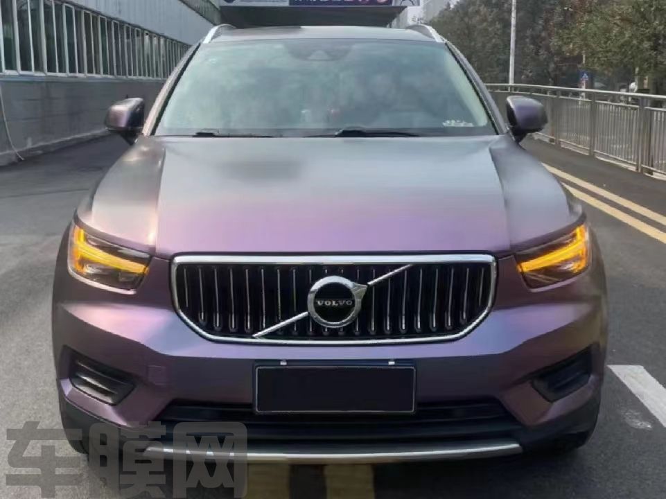 沃尔沃XC60 卡普里灰紫改色膜 效果图