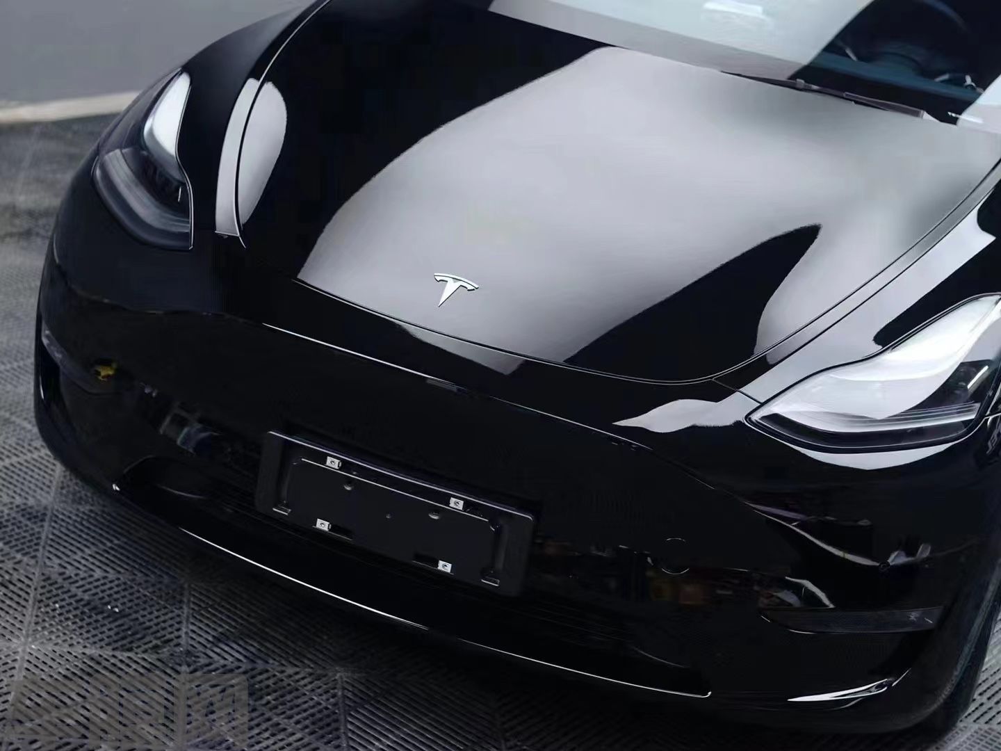 特斯拉Model Y PET亮黑改色膜 效果图