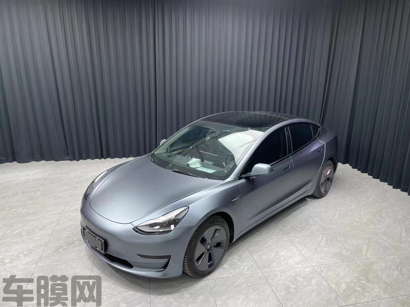 特斯拉Model 3 超哑灰蓝改色膜 效果图